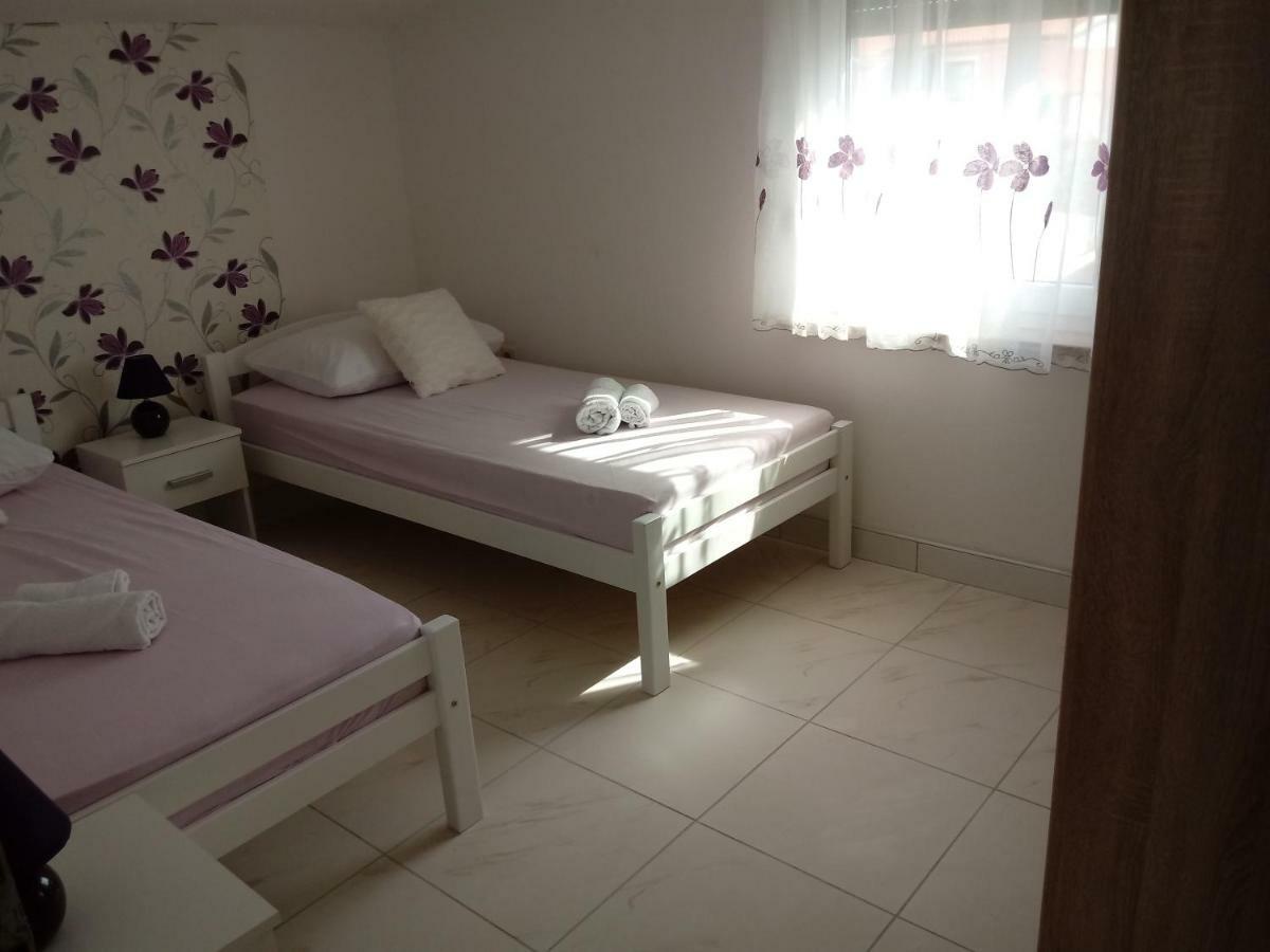 Apartmani Fran Vir Zewnętrze zdjęcie